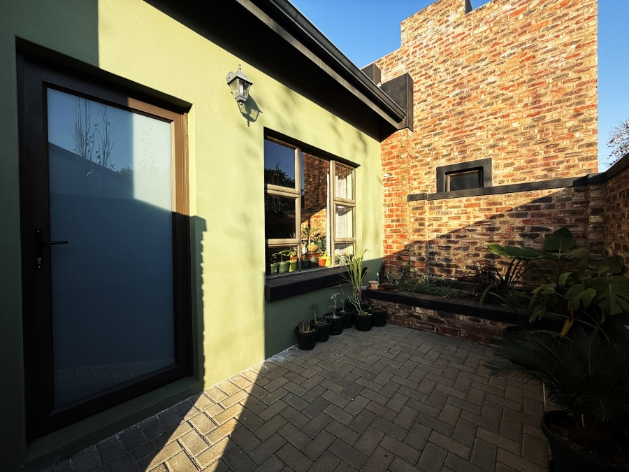 5 Bedroom Property for Sale in Potchefstroom North West